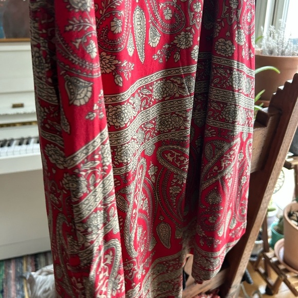 Paisley Red Sleeveless Dress w Pockets - Picture 3 of 15